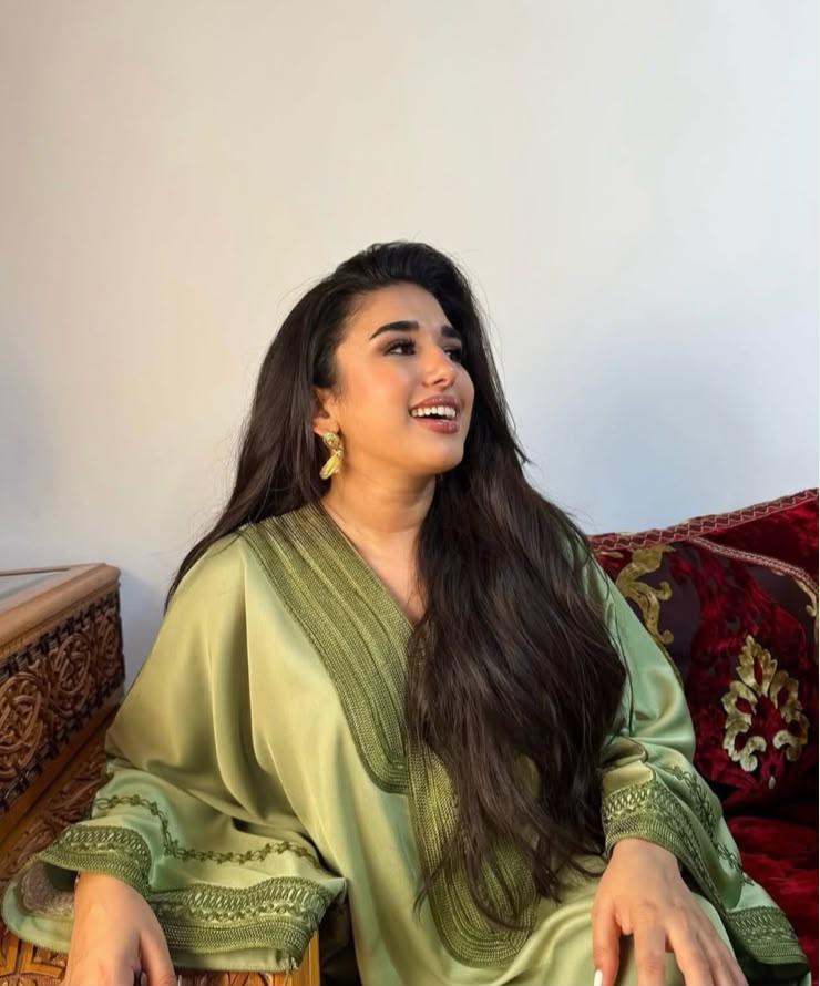 Najma — Gandoura